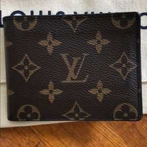 Louis Vuitton Men’s Wallet
